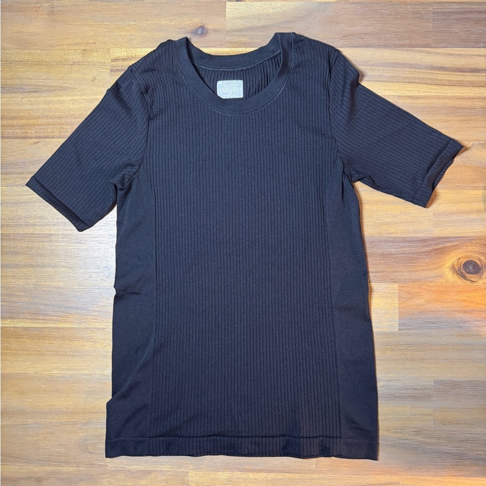 Athleta Women’s Ribbed Black Shirt, Size XS